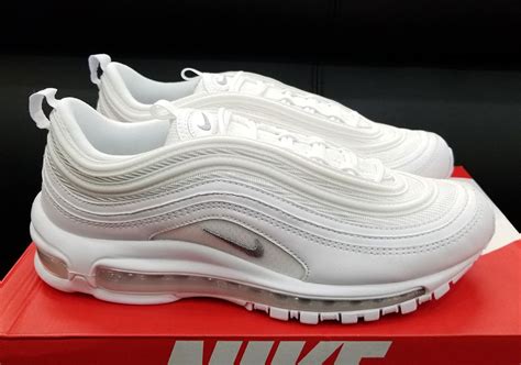 triple white air max 97